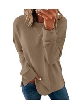 Casual Oversized Scoop-Hem Sweatshirt in Taupe